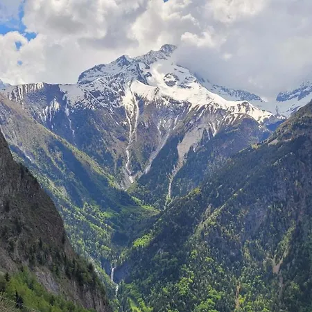 Face Au Glacier * Les Deux Alpes